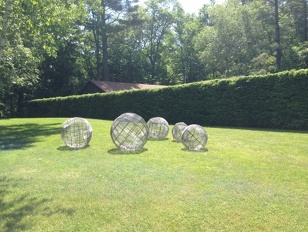 Sculpture Spheres Balls IMG 1291 GK86-cu s9999x323