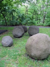 Sculpture Spheres Balls knowlton faux boulders GK86-cu s9999x323
